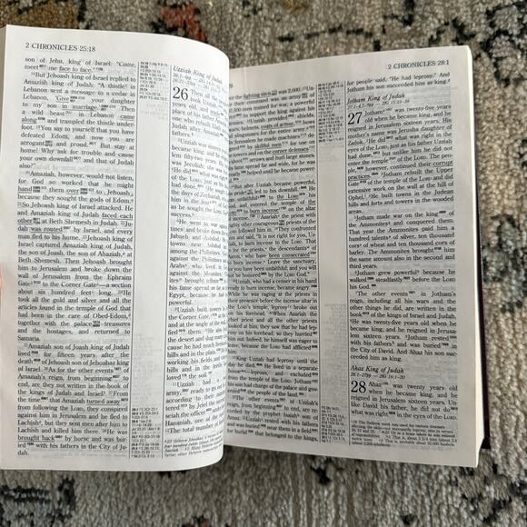 The Hebrew-Greek Key Study Bible NIV Red Brown Hardcover Red Letter Jesus - Picture 7 of 7